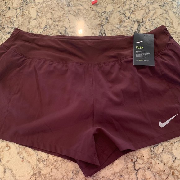 Nike Flex Women's Shorts, Extra Large, NWT - Picture 2 of 5